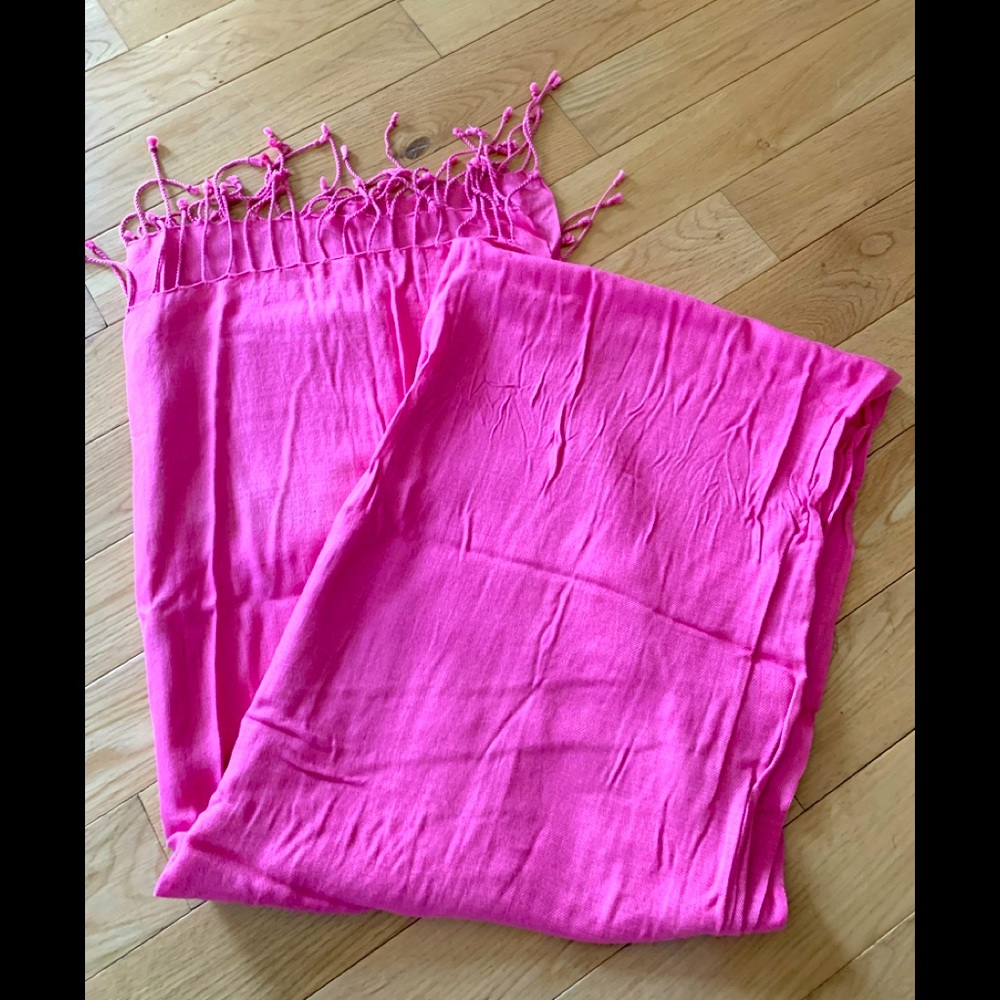 Vibrant pink wrap/scarf